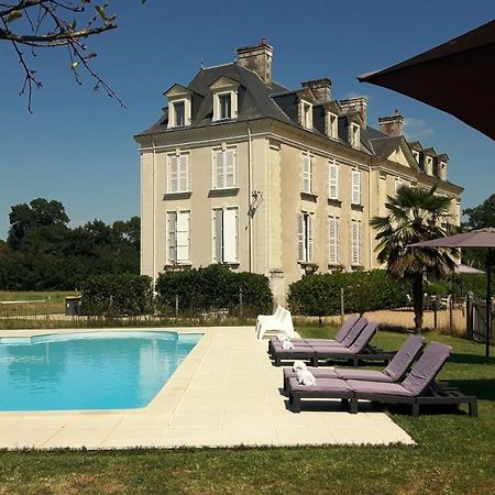Chateau La Mothaye - Self Catering Apartments With Pool In The Loire Valley Les Bois-d'Anjou Bagian luar foto