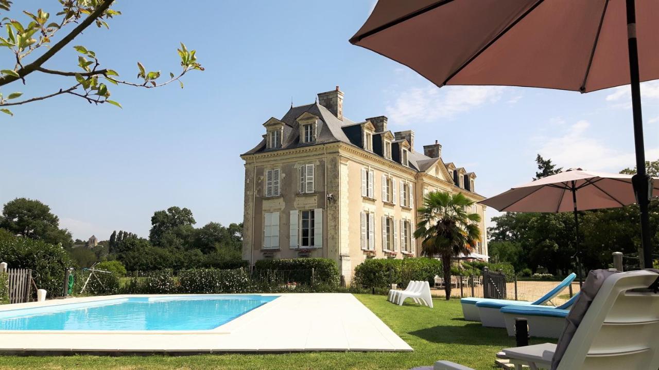Chateau La Mothaye - Self Catering Apartments With Pool In The Loire Valley Les Bois-d'Anjou Bagian luar foto